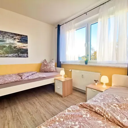 Apartment Mit Balkon In Zwickau