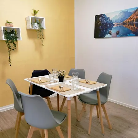 Mit Balkon In Apartment Zwickau