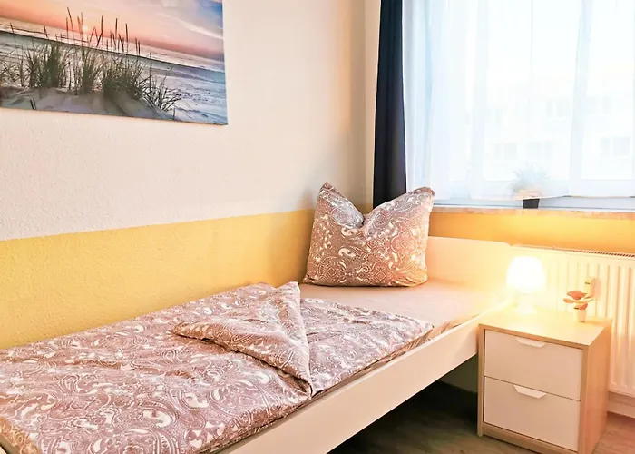 Mit Balkon In Apartment