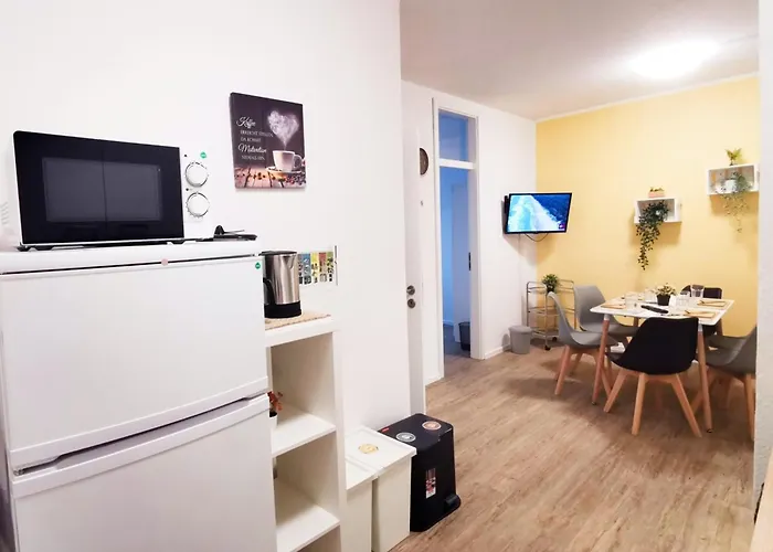 Mit Balkon In Zwickau